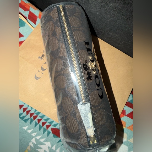 Coach Makeup Brush Holder In Signature Canvas Gold/Brown Black - Picture 5 of 5